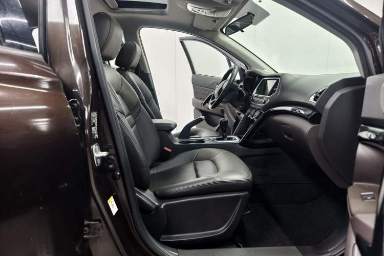 Used GAC Trumpchi GS4 2017 235T Manual Two-Wheel Drive Luxury Edition
