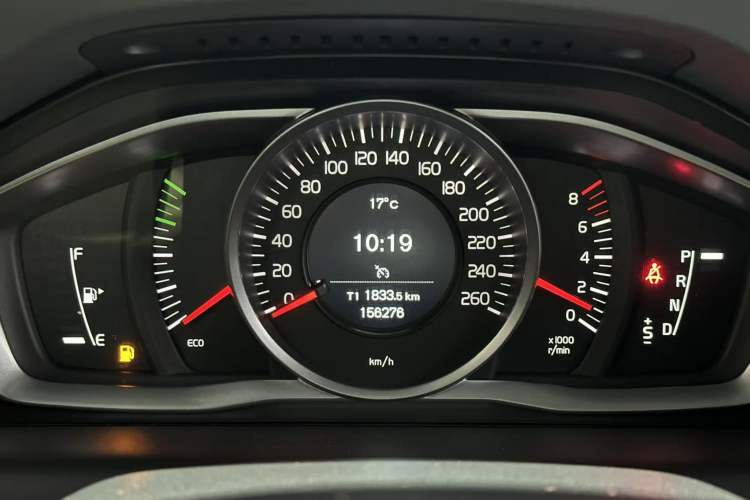 Used Volvo XC60 2016 T5 Smart Upgrade Model
