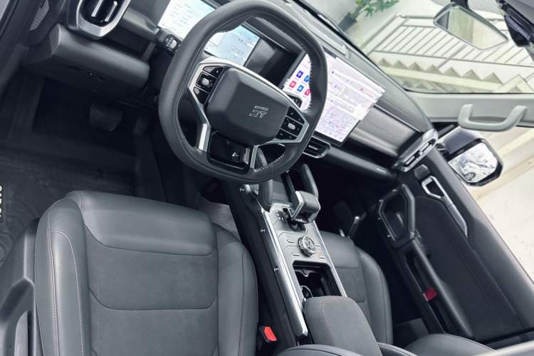 Used Jetour Traveler 2023 1.5T Two-Wheel Drive Discovery PRO
