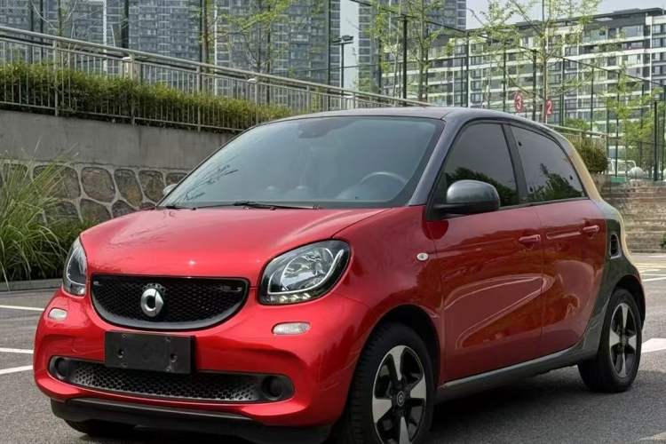 Used  forfour 2018 1.0L 52kW Passion Edition
