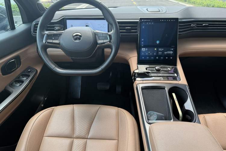 Used Nio ES8 2020 450 km Range 6-Seater Version
