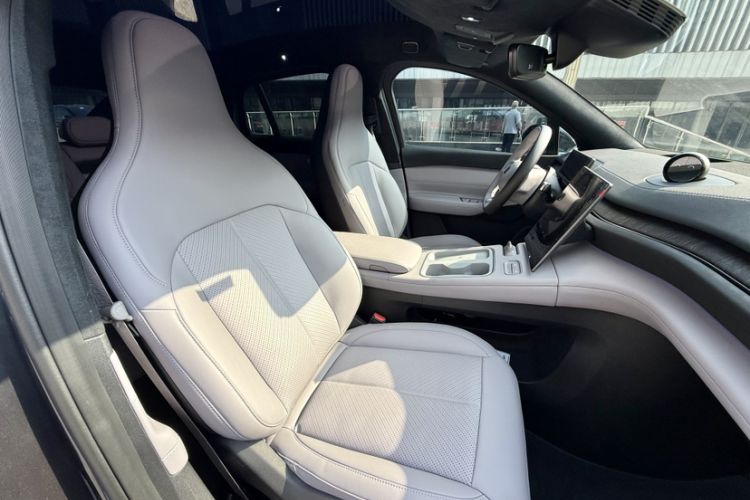 Used Nio EC6 2024 75 kWh