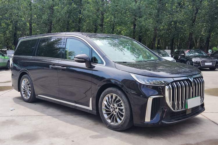 Used VOYAH Dream 2024 PHEV Ultra-Long Range Flagship Edition
