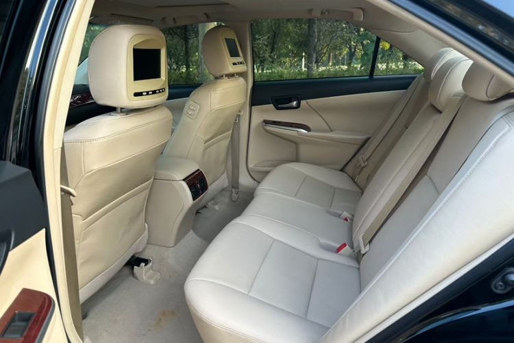 Used Toyota Camry 2013 2.0G Comfort Edition
