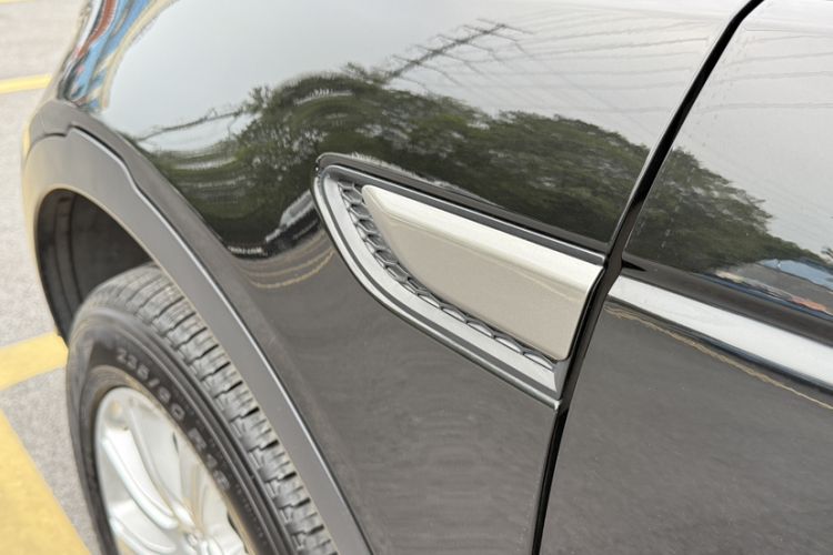 Used Land Rover Discovery Sport 2019 240 PS SE Version China VI Standard