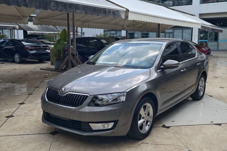Used Skoda Octavia 2015 1.6L Automatic Yijie Edition
