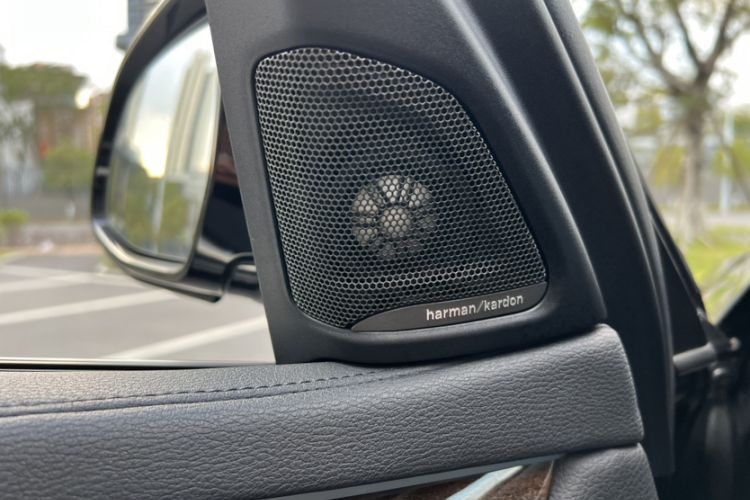 Used BMW X6 2017 xDrive28i
