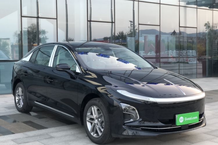 Used Hongqi E-QM5 2025 500km Range Commuter Version
