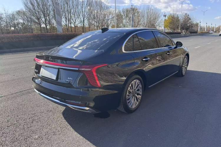 Used Hongqi H5 2023 2.0T Automatic Smart Connect Flagship Edition
