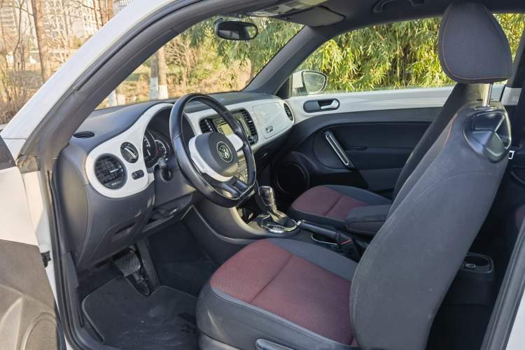 Used Volkswagen Beetle 2014 1.4TSI Fashion Edition
