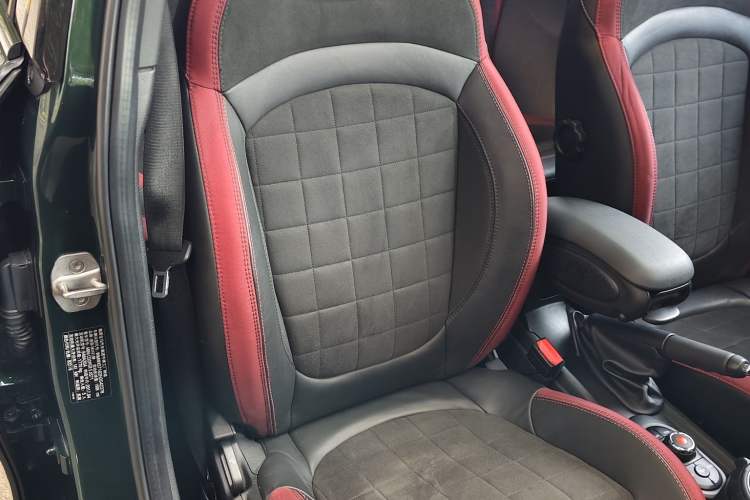 Used  MINI 2017 2.0T COOPER S Racing Enthusiast Five-Door Edition
