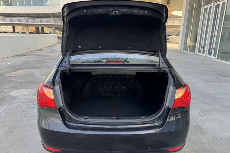 Used Hyundai Celesta 2016 1.6L Manual Joy Edition
