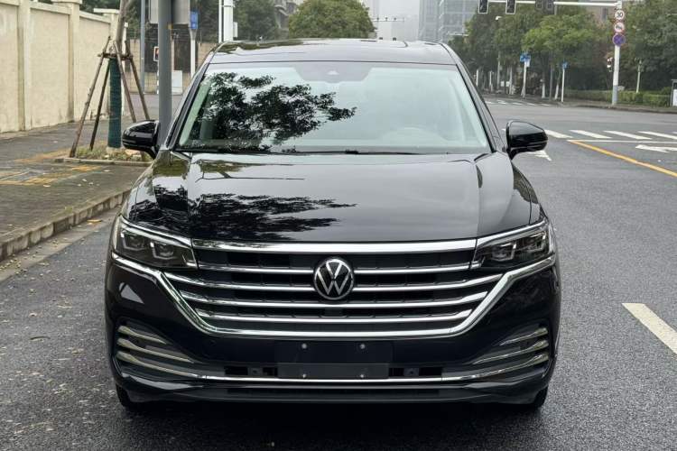 Used Volkswagen Viloran 2022 380TSI Prestige Edition