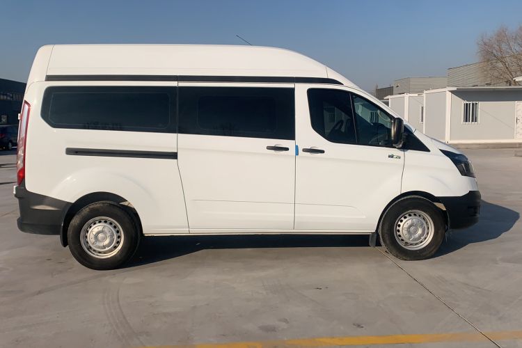 Used Ford Transit 2019 2.0T Diesel Multi-Purpose Commercial Vehicle Mid-Drive Mid-Roof 6-Seater China VI Standard