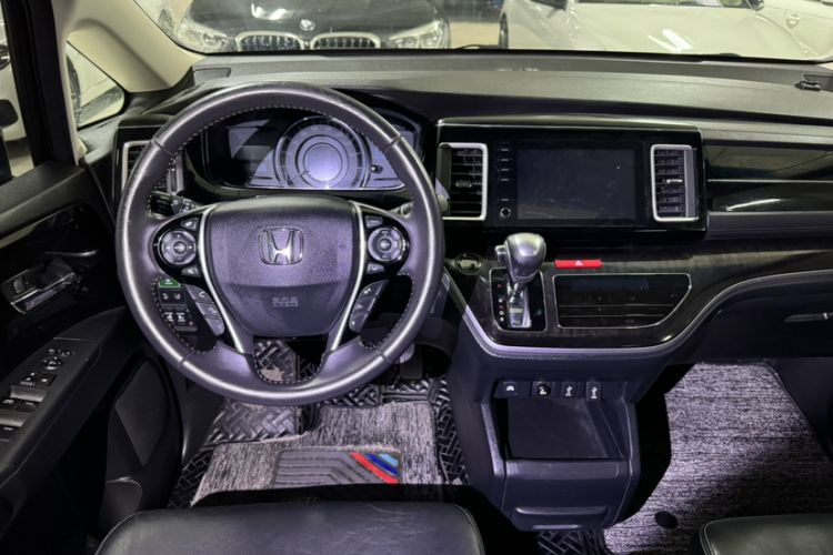 Used Honda Elysion 2019 2.0L Hybrid Luxury Edition
