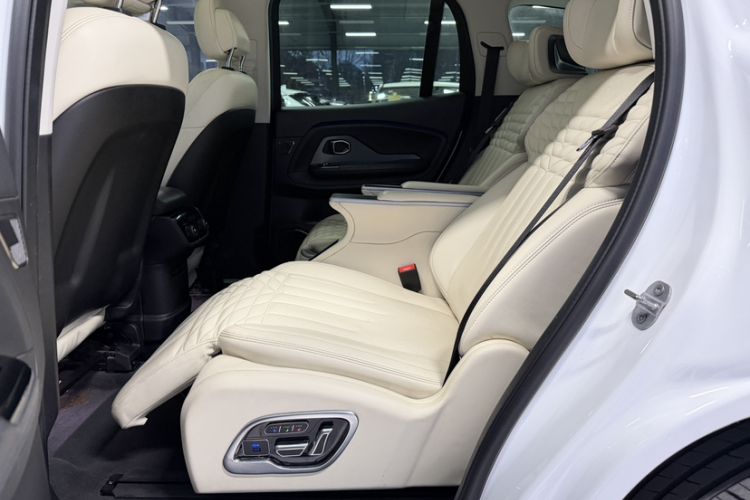 Used Nio ES8 2018 355 km Base Version 7-Seater Edition