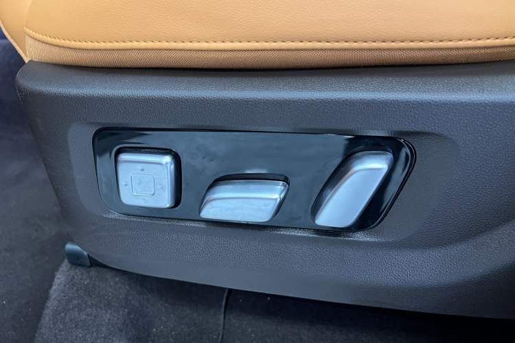 Used Tank 500 2023 3.0T Business Edition "Creation" Style 5 Seats