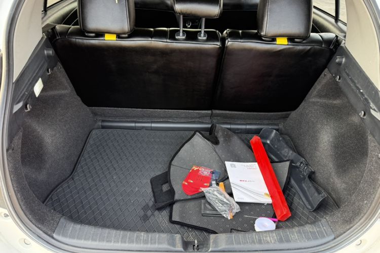 Used Toyota YARiS L 2020 1.5L CVT Leading Edition
