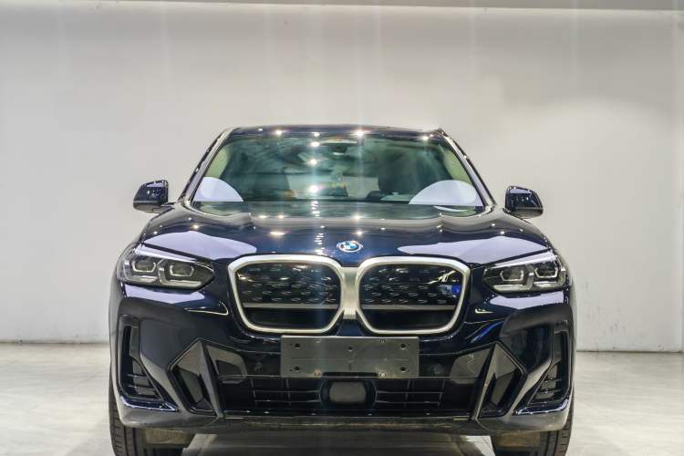 Used BMW iX3 2022 Updated Leading Version
