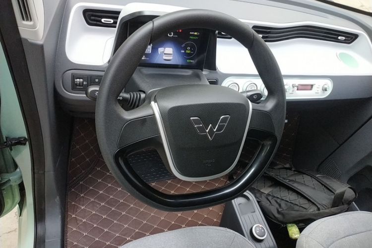 Used Wuling Hongguang MINIEV 2021 Macaron Fashion Model Lithium Iron Phosphate
