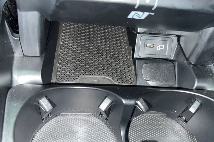 Used Mercedes-Benz E-Class 2022 E 260 L
