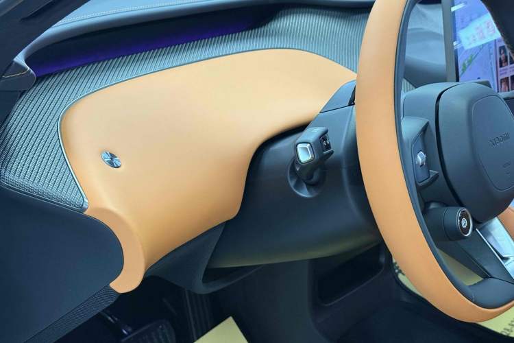 Used Xiaomi Auto YU7 2025 Ultra-Long Range High-Performance All-Wheel-Drive Max Edition
