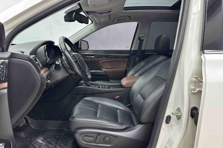 Used GAC Trumpchi GS8 2017 320T Two-Wheel Drive Luxury Smart Connectivity Version (7 Seats)
