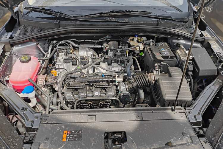 Used Roewe i5 2023 1.5L CVT Luxury Edition
