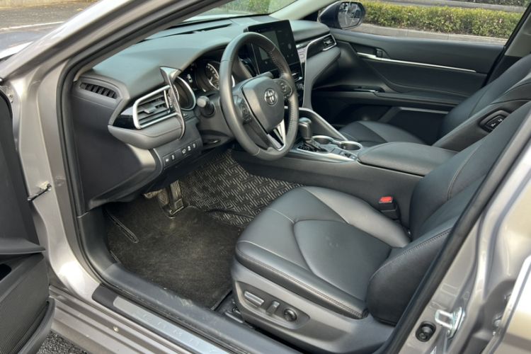 Used Toyota Camry 2021 2.0G Luxury Edition