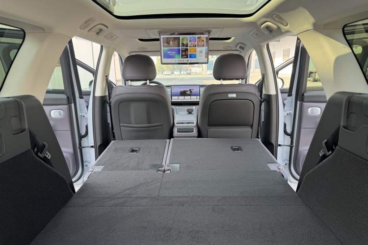 Used Leapmotor C16 2026 Extended-Range 280 LiDAR Zhizun Edition 5 Seats
