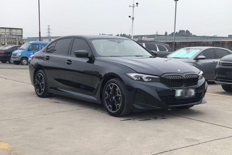 Used BMW i3 2023 eDrive 40 L Midnight Edition
