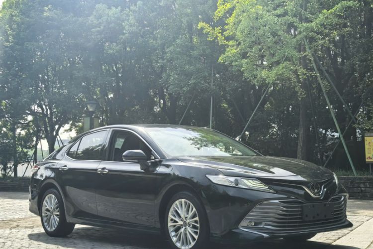 Used Toyota Camry 2019 2.5G Luxury Edition China VI Standard
