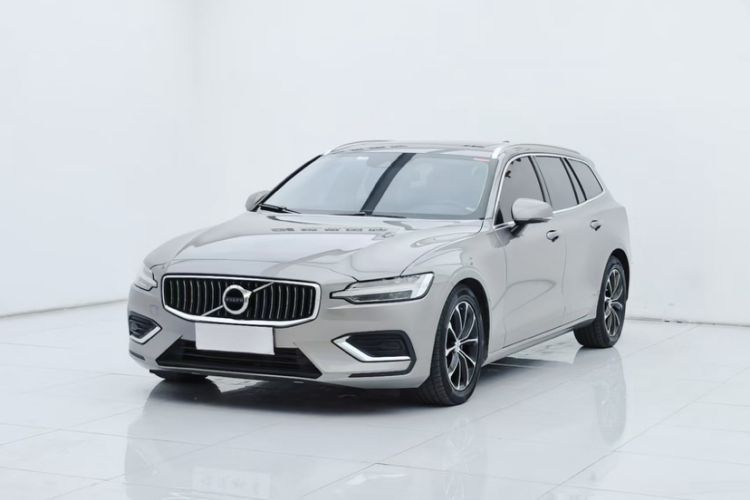 Used Volvo V60 2020 T4 Zhiyi Luxury Edition
