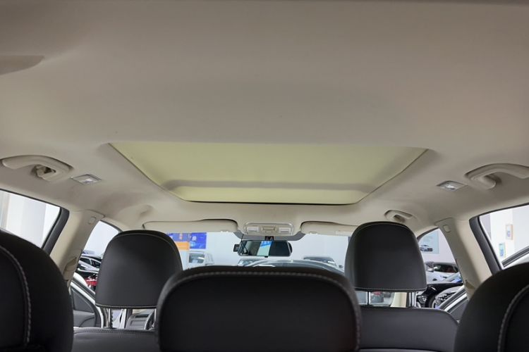 Used Geely Auto Emgrand X7 Sport 2020 1.8TD DCT Two-Wheel Drive Smart Connect 4G-Enabled Version
