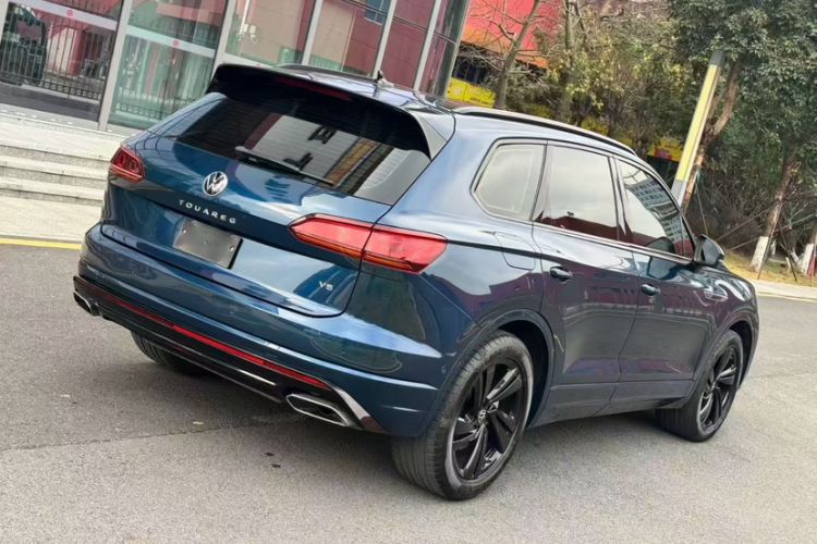 Used Volkswagen Touareg 2022 3.0 TSI Luxury Edition Black Diamond Sport Package