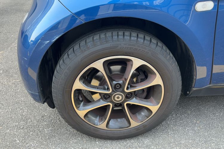 Used  fortwo 2015 1.0L 52 kW Hardtop Passion Edition
