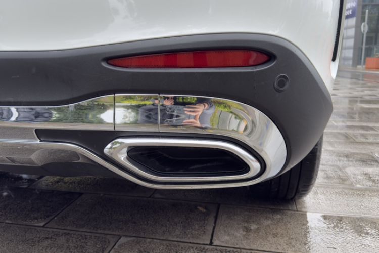 Used Mercedes-Benz GLC 2023 Facelift GLC 260 L 4MATIC Dynamic Version 5 Seats
