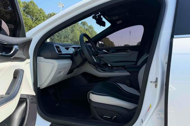 Used BYD Qin PLUS 2021 EV 400KM Luxury Model