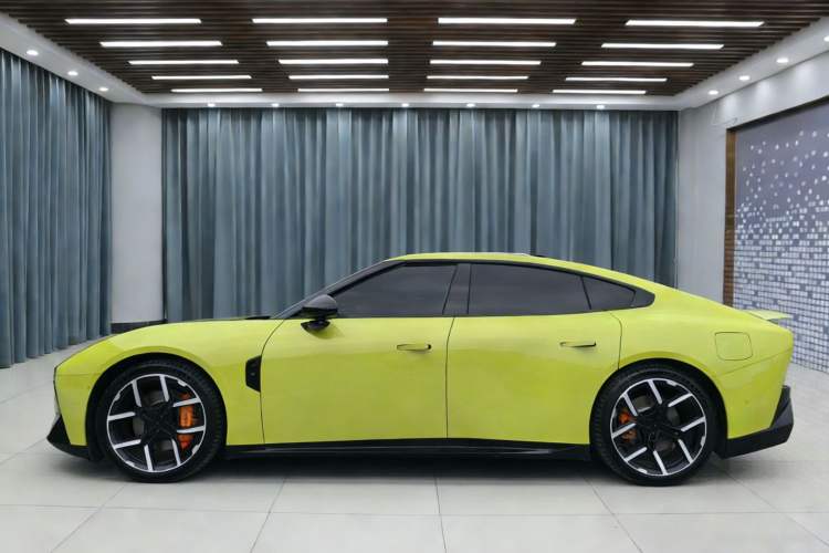 Used XPeng P7 2025 Model—702 Long Range Ultra
