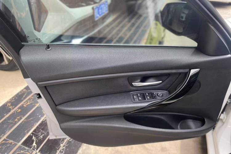 Used BMW 3 Series 2018 320Li Fashion Model
