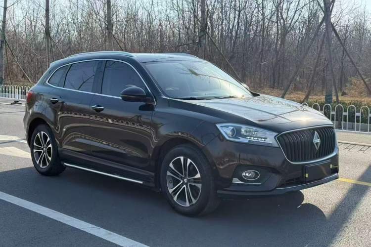 Used BORGWARD BX7 2016 28T Two-Wheel Drive Luxury Version 5 Seats
