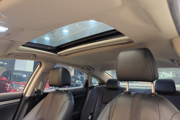 Used Honda Civic 2019 180TURBO CVT Shangqing Edition China VI
