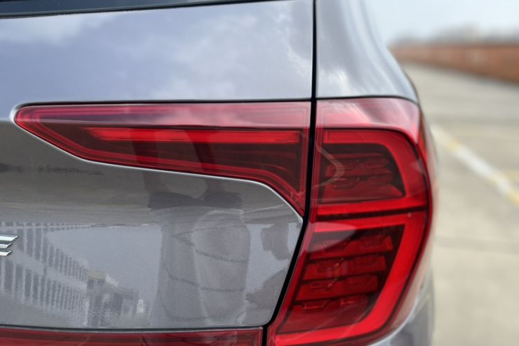 Used Hyundai Santa Fe 2019 380 TGDi DLX Automatic Two-Wheel Drive Prestige Plus Version China VI Standard
