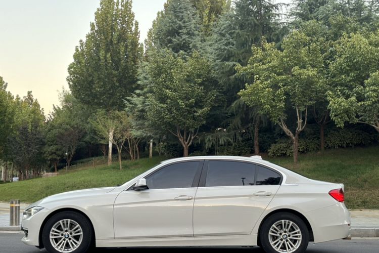 Used BMW 3 Series 2014 320Li Fashion Model
