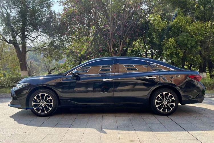 Used Toyota Avalon 2022 2.0L Luxury Edition