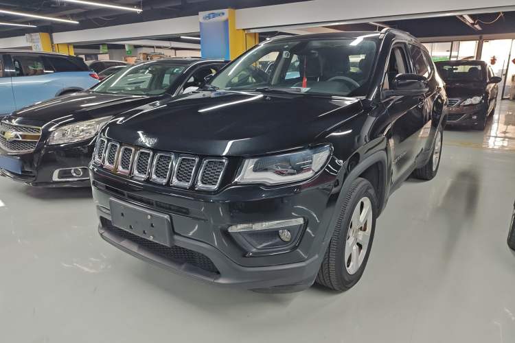 Used Jeep Compass 2017 200T Automatic Family Edition