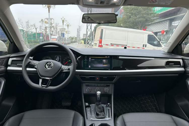 Used Volkswagen Lavida 2019 1.5L Automatic Comfort Edition China VI Standard
