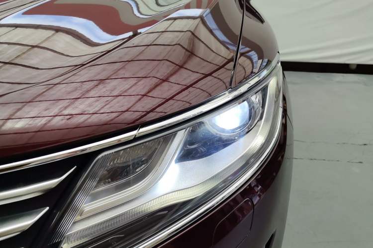 Used Lincoln MKC 2017 2.0T Two-Wheel-Drive Luxury Edition
