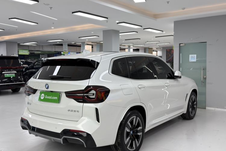 Used BMW iX3 2022 Leading Model
