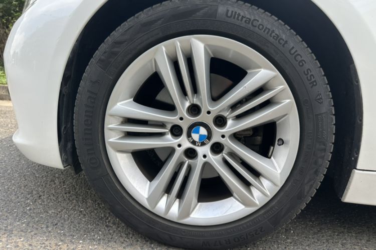 Used BMW 3 Series 2016 320i Fashion Model
